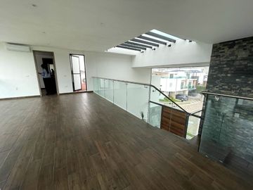 Casa en Venta Puebla Lomas de Angelópolis 1 alberca 5 recámaras