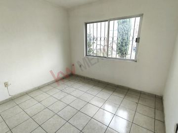 Casa en venta en Fracc Monte Real con recámara en planta baja