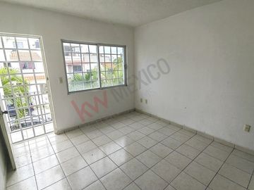 Casa en venta en Fracc Monte Real con recámara en planta baja