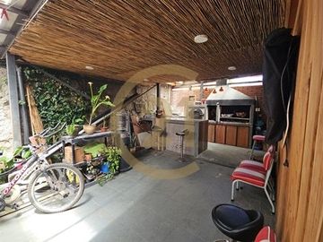 SE VENDE CASA REMODELADA  4D, CONCEPCIÓN