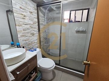 SE VENDE CASA REMODELADA  4D, CONCEPCIÓN