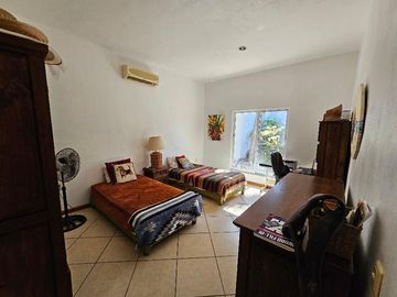 10 Palma Real. Casa Esquina
