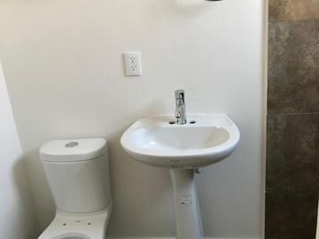 CASA EN VENTA EN PUERTA DEL SOL!