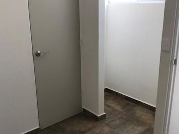 CASA EN VENTA EN PUERTA DEL SOL!