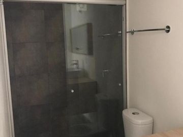 CASA EN VENTA EN PUERTA DEL SOL!