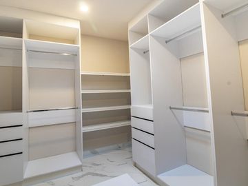 CASA NUEVA EN RESIDENCIAL VIA CUMBRES EN VENTA EN CANCUN COLDWELL BANKER