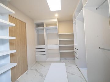 CASA NUEVA EN RESIDENCIAL VIA CUMBRES EN VENTA EN CANCUN COLDWELL BANKER