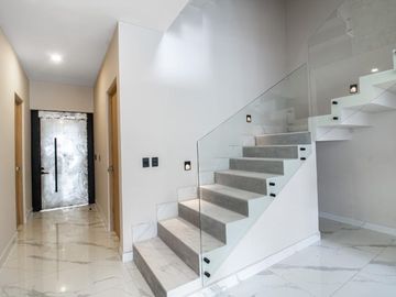 CASA NUEVA EN RESIDENCIAL VIA CUMBRES EN VENTA EN CANCUN COLDWELL BANKER