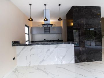 CASA NUEVA EN RESIDENCIAL VIA CUMBRES EN VENTA EN CANCUN COLDWELL BANKER