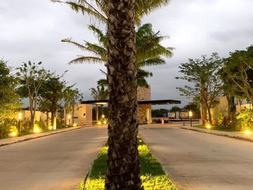 Casa de 4 habitaciones en venta en Privada residencial Zentura Cholul Mérida