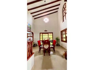 Hermosa finca a puerta cerrada en venta - Santa Elena El Cerrito Valle