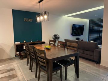 Casa en Fraccionamiento en Vista Hermosa, Cuernavaca, Morelos CAEN-1092-Fr*