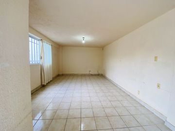 Casa en Fraccionamiento en Lomas de Vista Hermosa, Cuernavaca, Morelos CAEN-Ve-1