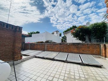 Casa en Fraccionamiento en Lomas de Vista Hermosa, Cuernavaca, Morelos CAEN-Ve-1