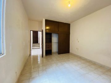 Casa en Fraccionamiento en Lomas de Vista Hermosa, Cuernavaca, Morelos CAEN-Ve-1