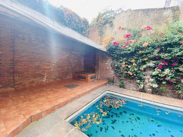 Casa en Fraccionamiento en Lomas de Vista Hermosa, Cuernavaca, Morelos CAEN-Ve-1