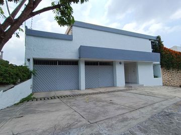 Casa en Fraccionamiento en Delicias, Cuernavaca, Morelos CAEN-991-Fr