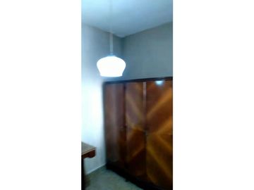 VENTA casa 3 ambientes CASEROS, Pdo. Tres de Febrero escucha propuestas!!