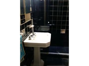 VENTA casa 3 ambientes CASEROS, Pdo. Tres de Febrero escucha propuestas!!