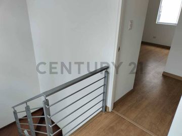 VENTA DE DUPLEX DE ESTRENO EN LINCE