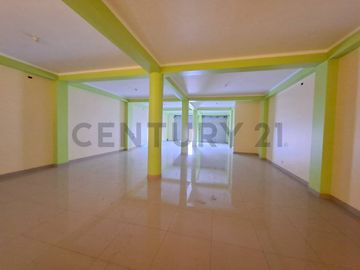 CASA COMERCIAL EN PLENA AV. RAUL PORRAS -TACNA