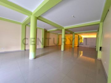 CASA COMERCIAL EN PLENA AV. RAUL PORRAS -TACNA