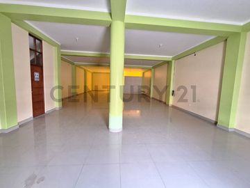 CASA COMERCIAL EN PLENA AV. RAUL PORRAS -TACNA