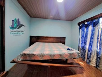 VENDO CASA DE 5 HABITACIONES DE ESQUINA