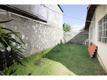 VENTA DE CASA DE ESQUINA EN PACORA