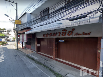 4 Bedroom Shophouse for sale in Chang Moi, Chiang Mai