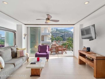 Departamento moderno en Zona Romántica a 1 cuadra de la playa