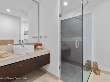 Departamento moderno en Zona Romántica a 1 cuadra de la playa