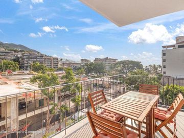 Departamento moderno en Zona Romántica a 1 cuadra de la playa