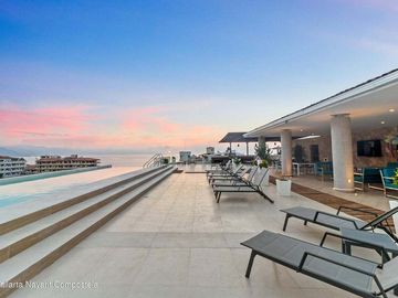 Departamento moderno en Zona Romántica a 1 cuadra de la playa