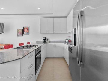 Departamento moderno en Zona Romántica a 1 cuadra de la playa