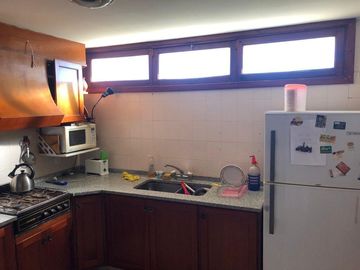 Casa en venta - 3 Dormitorios 3 Baños - Cochera - 1.044Mts2 - Berazategui