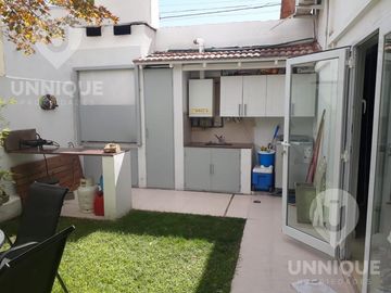 Casa en  Barrio Santa Genoveva