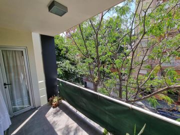RESERVADO HERMOSO SEMIPISO 2 AMBIENTES CON BALCON AL FRENTE - VILLA PUEYRREDON