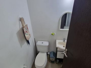 RESERVADO HERMOSO SEMIPISO 2 AMBIENTES CON BALCON AL FRENTE - VILLA PUEYRREDON