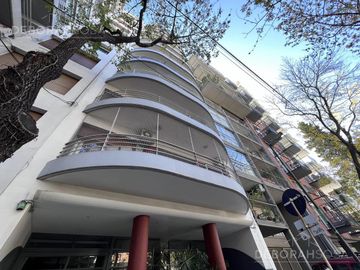 Departamento 3 amb con patio en venta. Vista a la cancha de Polo - Las Cañitas
