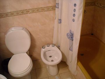 En Venta | Importante Quinta dividida en 5 Departamentos a Pocas Cuadras de la Playa | Ideal Inversion para Renta | Amplio Parque