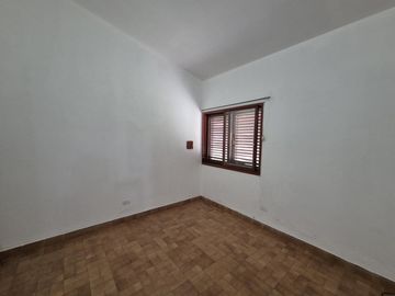 Casa de 3 Dormitorios - B° Los Morteritos - Anisacate
