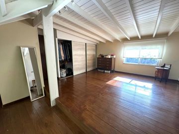 Casa en Barrio Parque Leloir