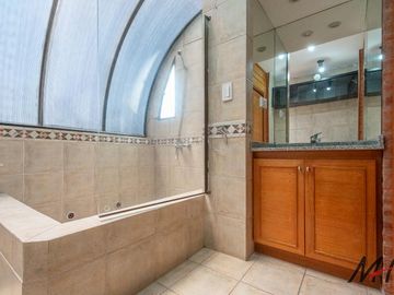 PISO PENTHOUSE CON TERRAZA PROPIA, NO HAY OTRO IGUAL