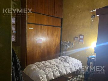 Casa en venta a refaccionar. San Fernando centro, 4 ambientes con jardin APTO CREDITO