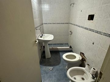 Casa en venta - 3 Dormitorios 2 Baños - Cochera - 440Mts2 - Balcarce