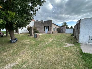 Casa en venta - 3 Dormitorios 2 Baños - Cochera - 440Mts2 - Balcarce