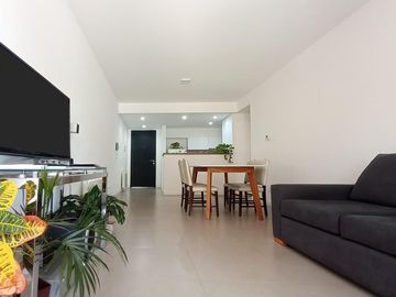 VENTA/PERMUTA - Departamento 1 dormitorio con patio y cochera - Condominio Ocho Sauces, Funes.