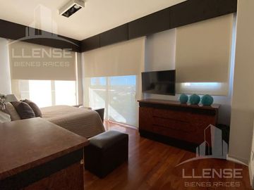 Piso 4 ambientes de categoría amoblado con 2 cocheras en venta - Quilmes centro