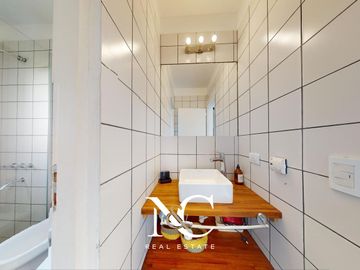 Casa en venta en Costa Esmeralda con cochera